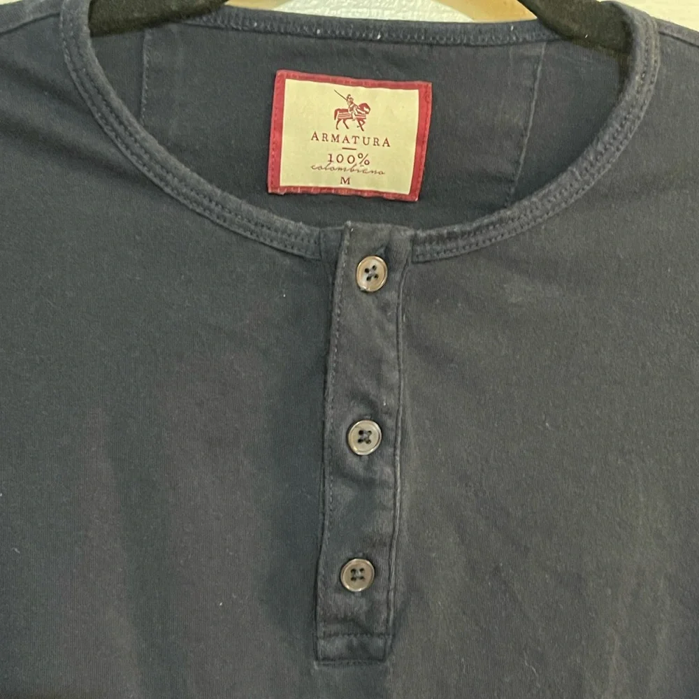 ARMATURA Henley Shirt Men’s Navy Blue Long Sleeved Size Medium - Picture 5 of 5